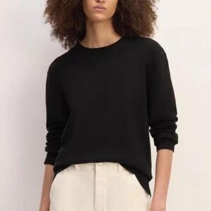 Everlane Classic crew neck cashmere sweater